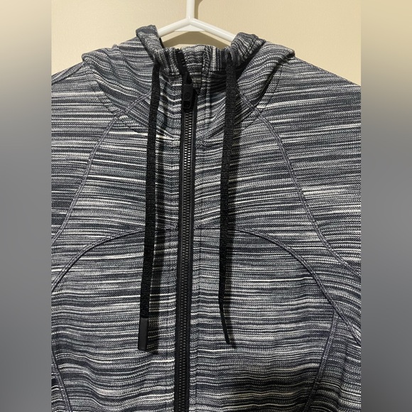 NWOT | Lululemon Hooded Define Jacket Blue Size 4 - Picture 2 of 6